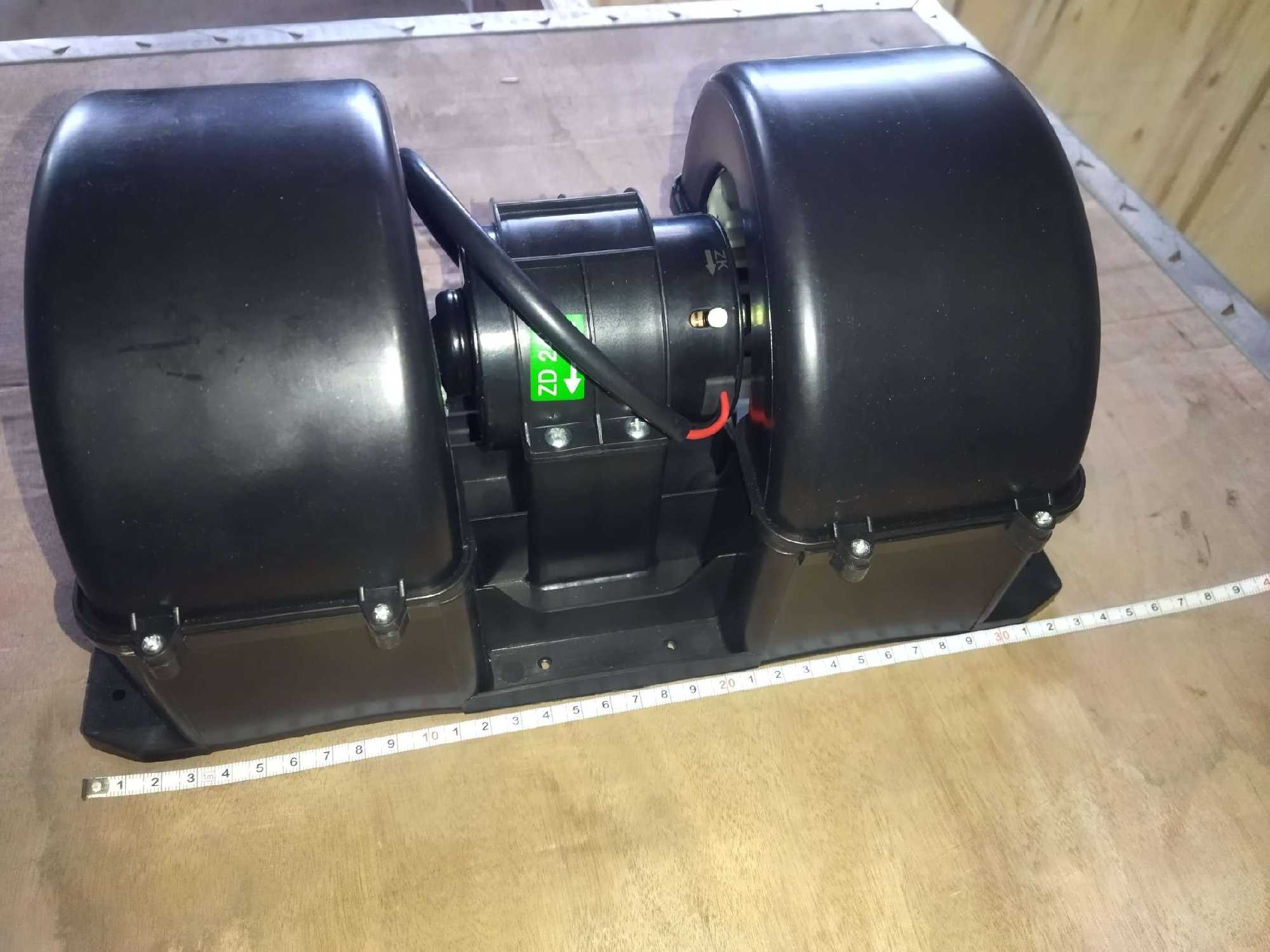 Мотор отопителя ZHF-328/KT16-2X09C Мотор отопителя ZHF-328/KT16-2X09C