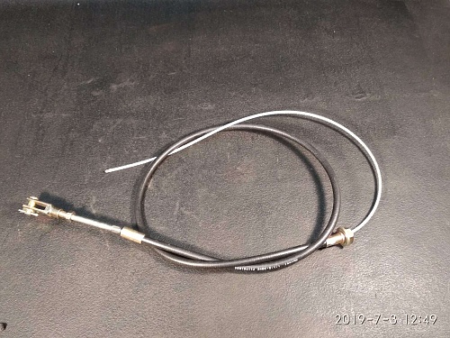 Трос стояночного тормоза W013500762-1 L-2540mm Трос стояночного тормоза W013500762-1 L-2540mm