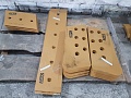 Нож боковой левый 14X-952-5550/Komatsu D65EX Нож боковой левый 14X-952-5550/Komatsu D65EX